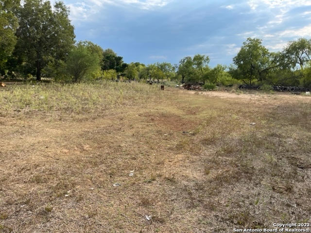 1715 S Loop 1604 E Property Photo 3