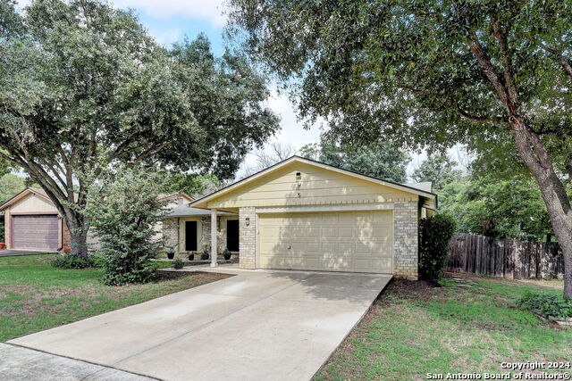 5642 Wood Climb St Property Photo 4