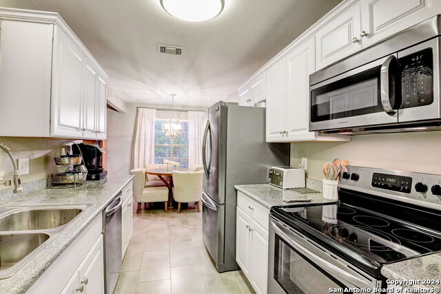 5642 Wood Climb St Property Photo 15