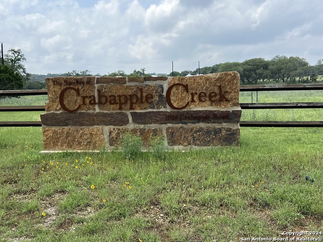 23 Lipan Apache Run Property Photo 19