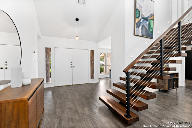 13103 Hunters Spring Property Photo 5