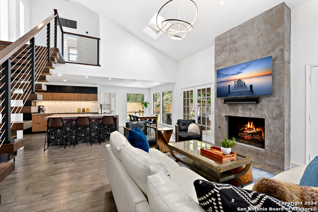 13103 Hunters Spring Property Photo 7