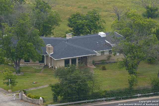 1618 Hillcrest Dr Property Photo 15