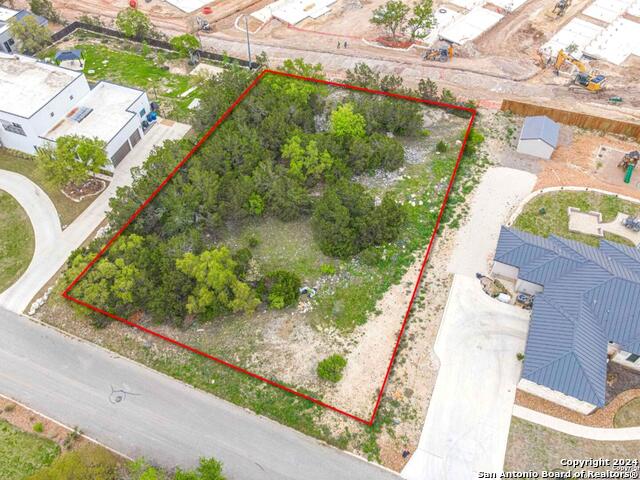 146 Champions Bend Property Photo 1