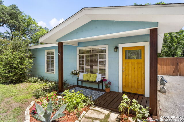 2673 Becker St. Property Photo 1