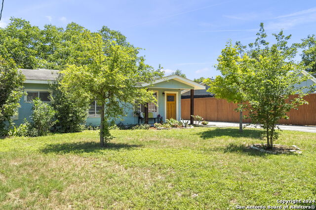 2673 Becker St. Property Photo 5