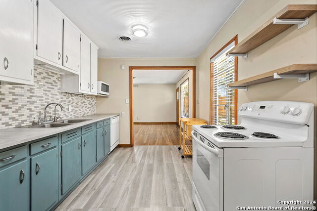 2673 Becker St. Property Photo 16