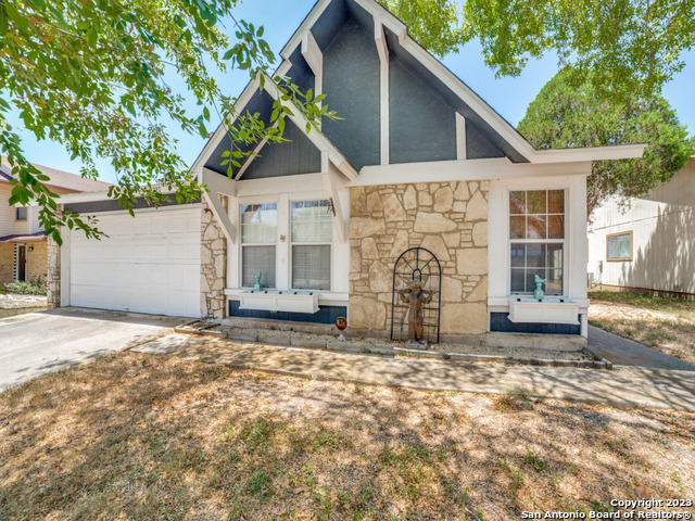 8327 Terra Ferna Property Photo 3