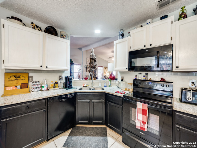 8327 Terra Ferna Property Photo 9