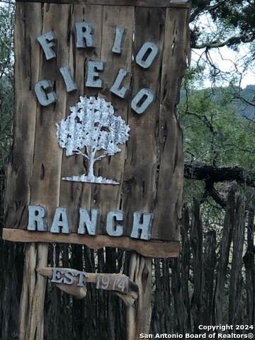 40ef White Tail Run Property Photo 10