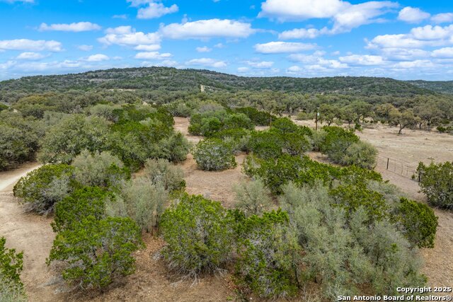40ef White Tail Run Property Photo 17