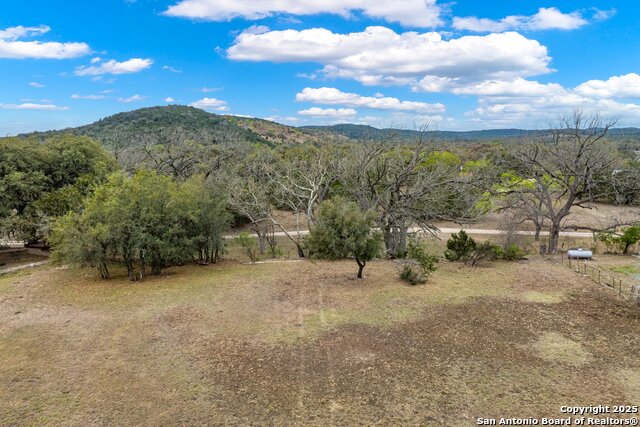 60 Squirrel Bend Property Photo 12