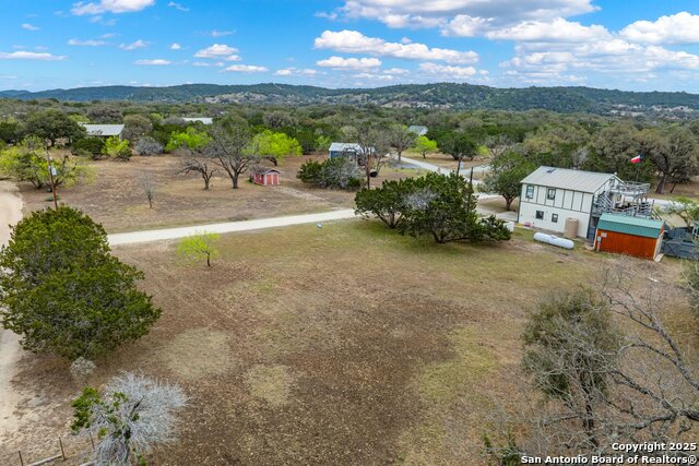 60 Squirrel Bend Property Photo 13