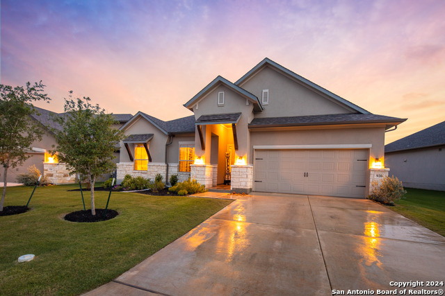 920 Carriage Loop Property Photo 1