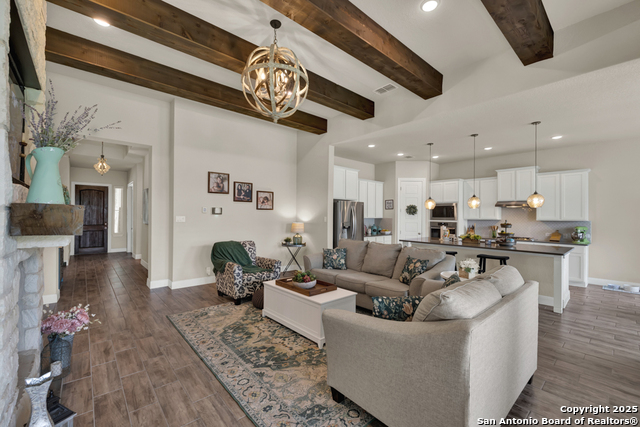 920 Carriage Loop Property Photo 24