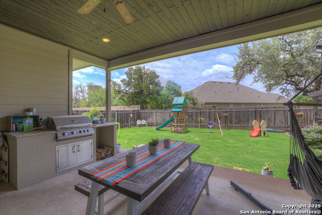 920 Carriage Loop Property Photo 34