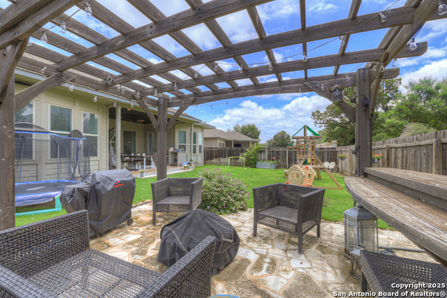 920 Carriage Loop Property Photo 35