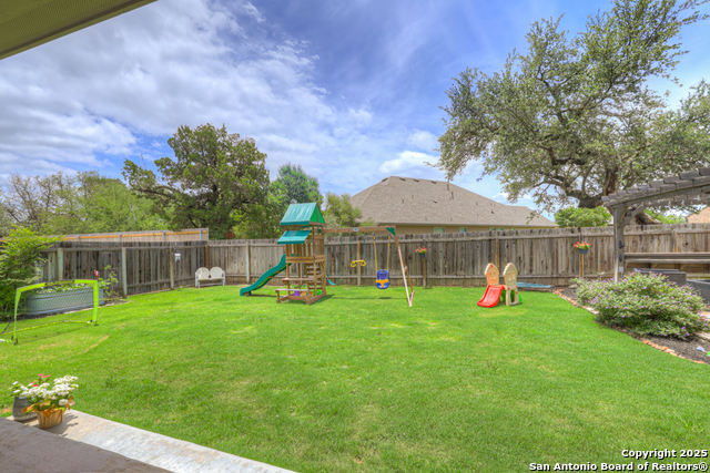 920 Carriage Loop Property Photo 39