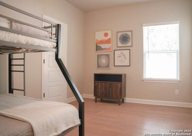 1215 Lamar St Property Photo 27