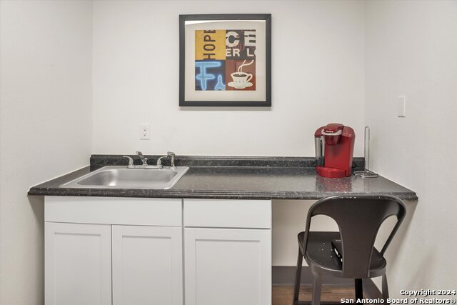 8647 Wurzbach Rd Property Photo 17