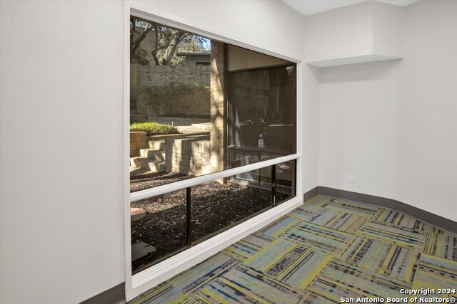 8647 Wurzbach Rd Property Photo 20
