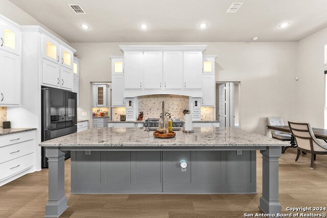 463 James Way Property Photo 24