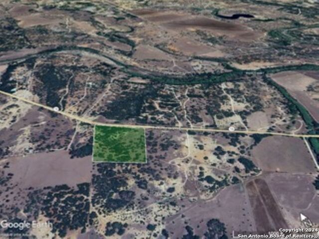 6989 State Highway 16 Property Photo 3