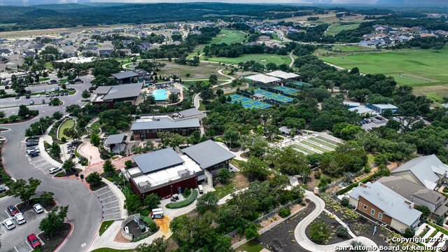 344 Dancing Oak Property Photo 38