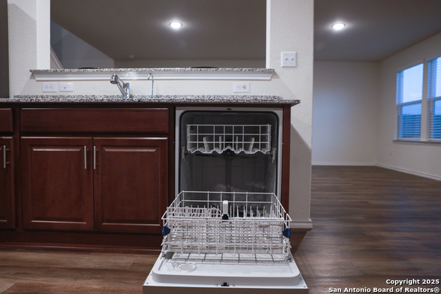 519 Wild Olive Way Property Photo 6