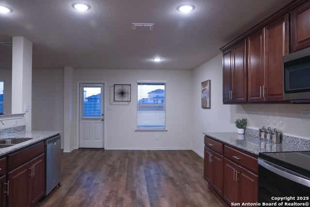 519 Wild Olive Way Property Photo 9