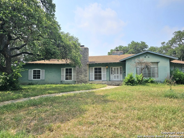 2520 W Gramercy Pl Property Photo 3