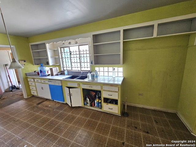 2520 W Gramercy Pl Property Photo 15
