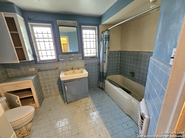 2520 W Gramercy Pl Property Photo 19