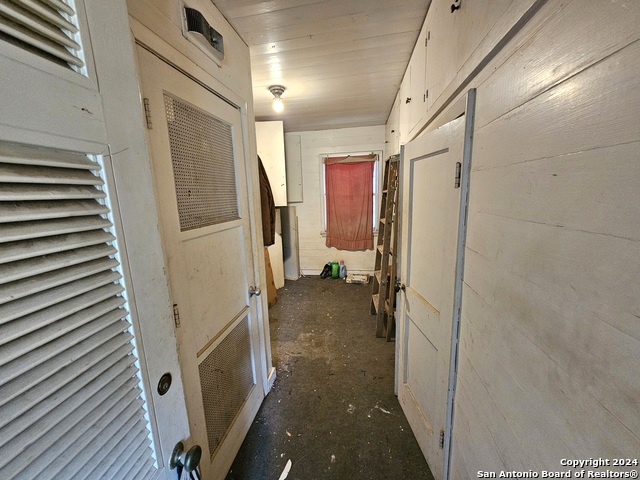 2520 W Gramercy Pl Property Photo 23