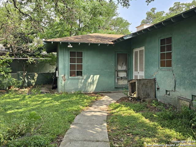 2520 W Gramercy Pl Property Photo 27