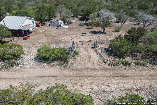 00 Rm 334 Property Photo 11