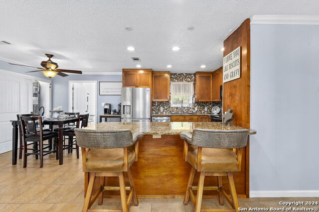 283 E Pipe Creek Dr Property Photo 15