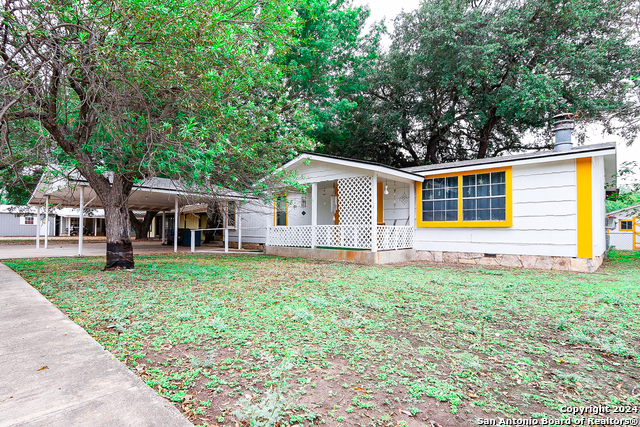 2403 Airport Rd Property Photo 1