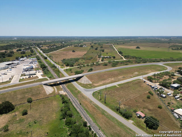 8075 S Loop 1604 E Property Photo 8