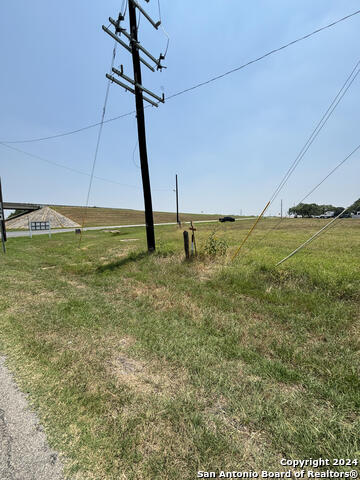 8075 S Loop 1604 E Property Photo 14