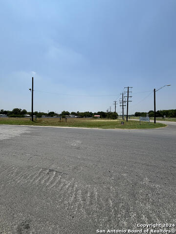 8075 S Loop 1604 E Property Photo 22