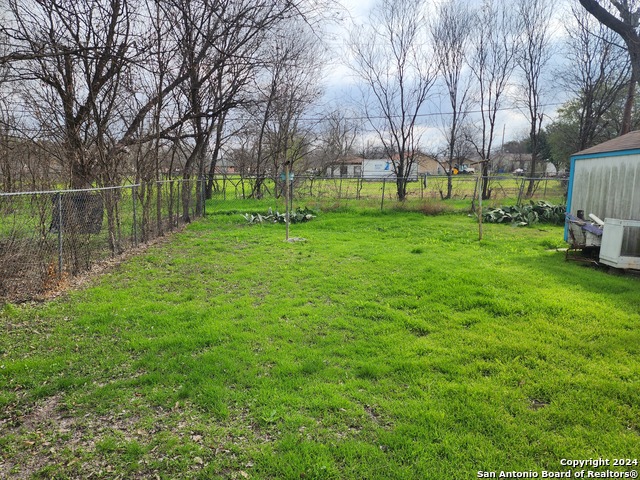 438 Park Plaza Property Photo 8