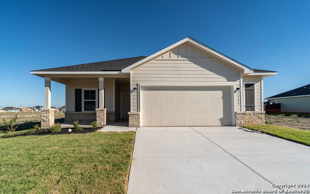 1208 Marvin Grv Property Photo 1