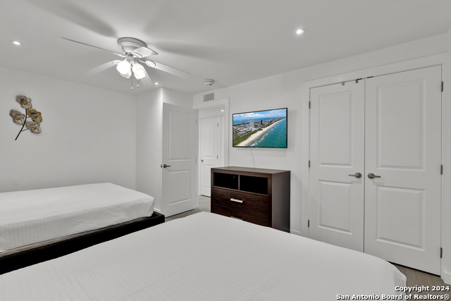 6300 Padre Blvd Property Photo 28