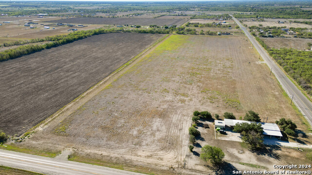 Lot 5 Fm 471 Property Photo 2