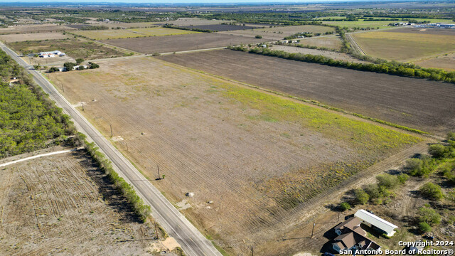 Lot 5 Fm 471 Property Photo 10