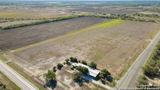 Lot 5 Fm 471 Property Photo 12