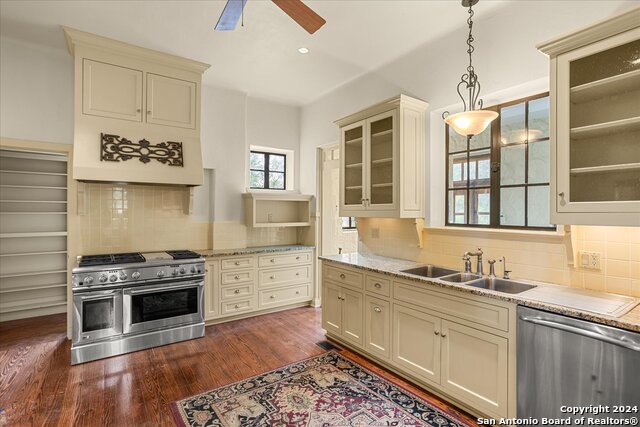 100 Steepside Lane Property Photo 30