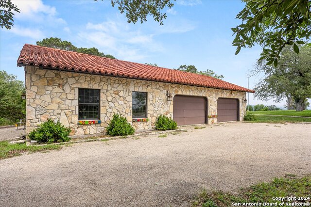100 Steepside Lane Property Photo 65