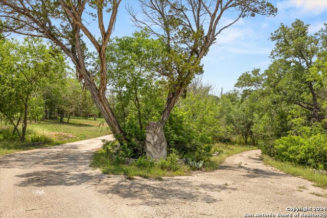 100 Steepside Lane Property Photo 74